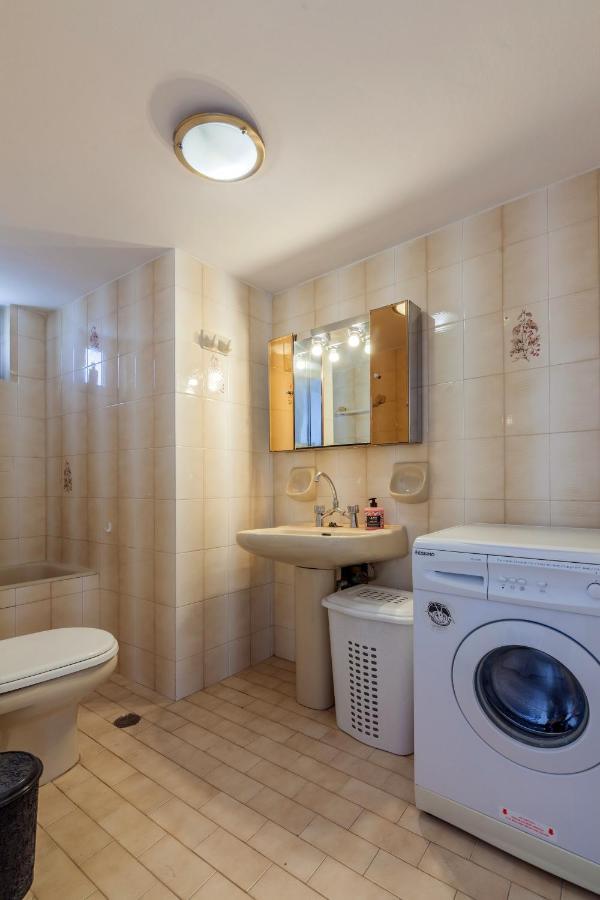 Lovely Apartment Close To The City Center Iráclio Exterior foto